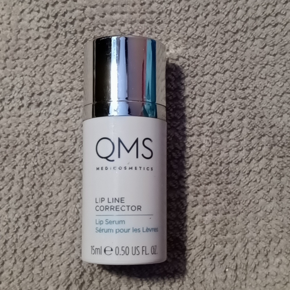 QMS lip line corrector